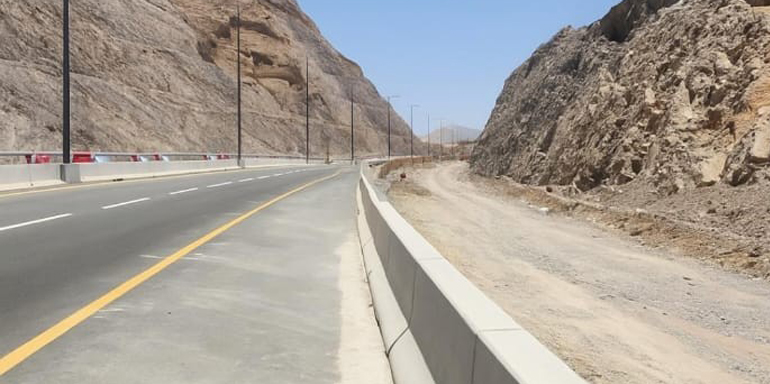 road-lighting-contractors-in-UAE
